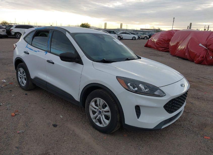 2020 Ford Escape S (VIN 1FMCU0F60LUA11523) main photo