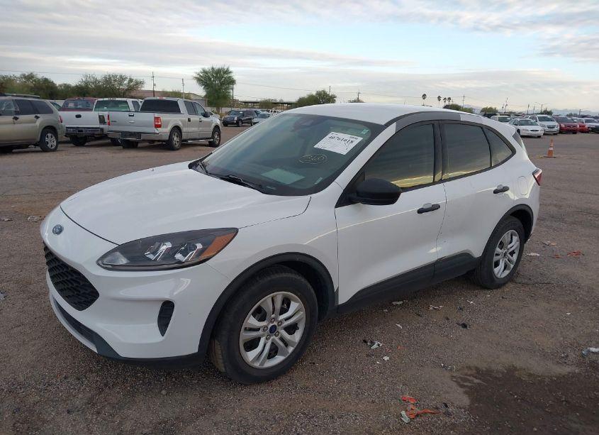 Photo 2 of 2020 Ford Escape S (VIN 1FMCU0F60LUA11523)