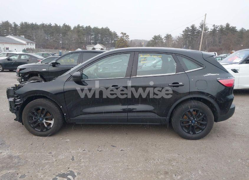 Photo 14 of 2020 Ford Escape S (VIN 1FMCU0F60LUC61716)