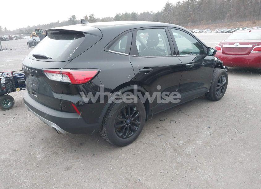 Photo 4 of 2020 Ford Escape S (VIN 1FMCU0F60LUC61716)