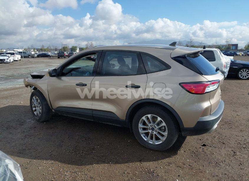 Photo 14 of 2021 Ford Escape S (VIN 1FMCU0F60MUA29652)