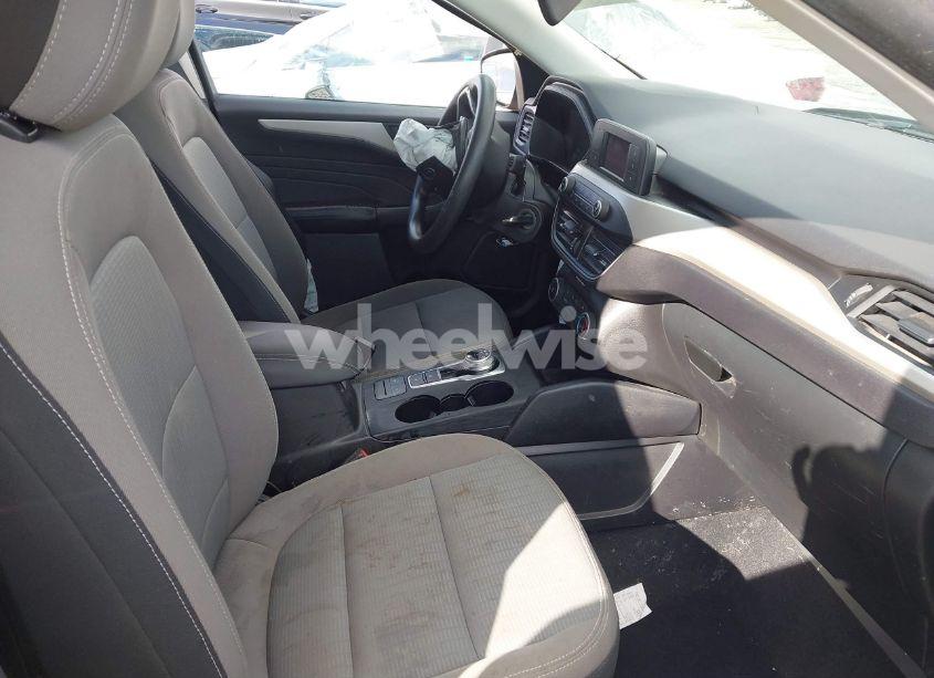 Photo 5 of 2021 Ford Escape S (VIN 1FMCU0F60MUA29652)