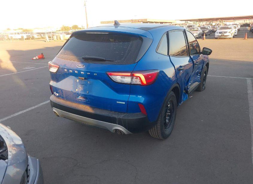 Photo 4 of 2020 Ford Escape S (VIN 1FMCU0F61LUA62755)