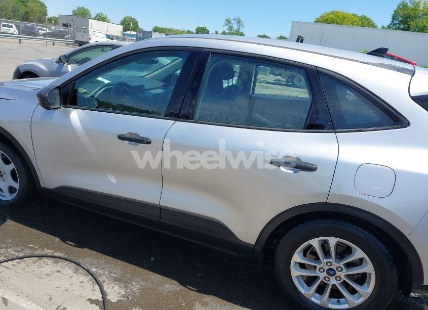 Photo 14 of 2020 Ford Escape S (VIN 1FMCU0F62LUA22703)