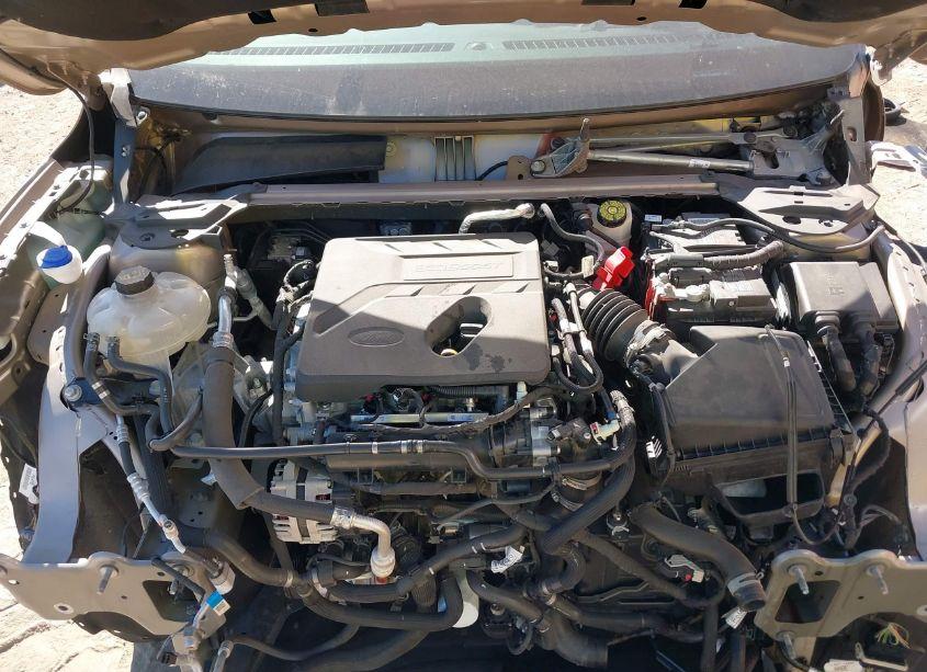 Photo 10 of 2020 Ford Escape S (VIN 1FMCU0F62LUA69987)