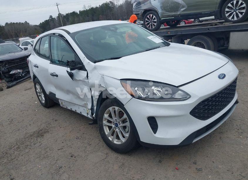 2020 Ford Escape S (VIN 1FMCU0F62LUB96397) main photo