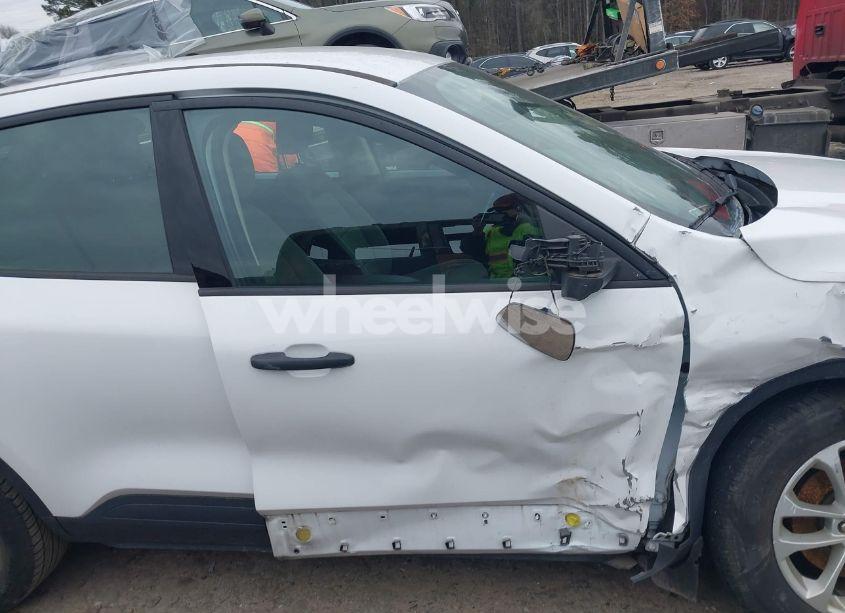 Photo 13 of 2020 Ford Escape S (VIN 1FMCU0F62LUB96397)