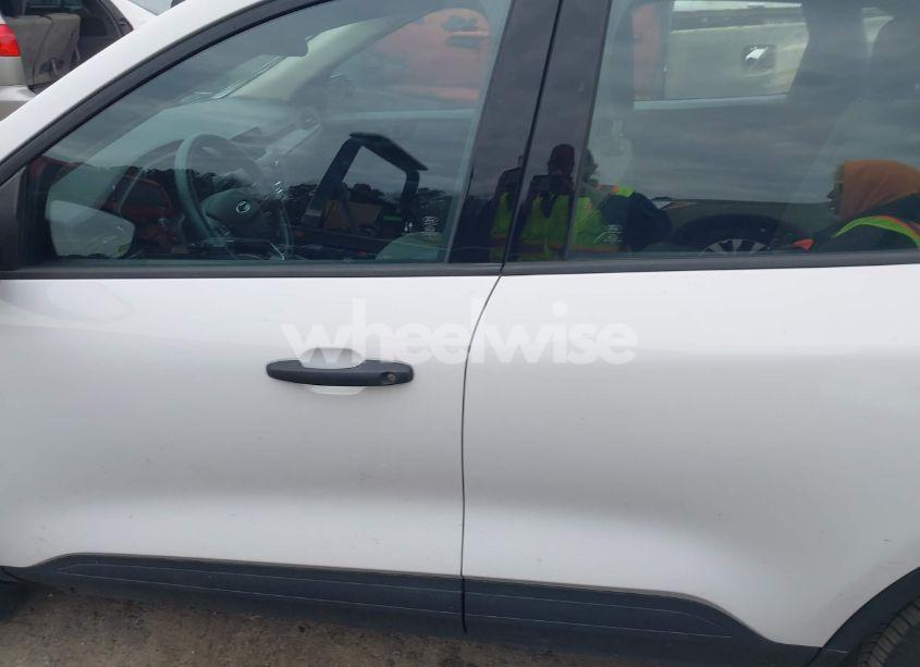 Photo 14 of 2020 Ford Escape S (VIN 1FMCU0F62LUB96397)