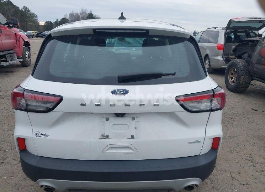 Photo 16 of 2020 Ford Escape S (VIN 1FMCU0F62LUB96397)