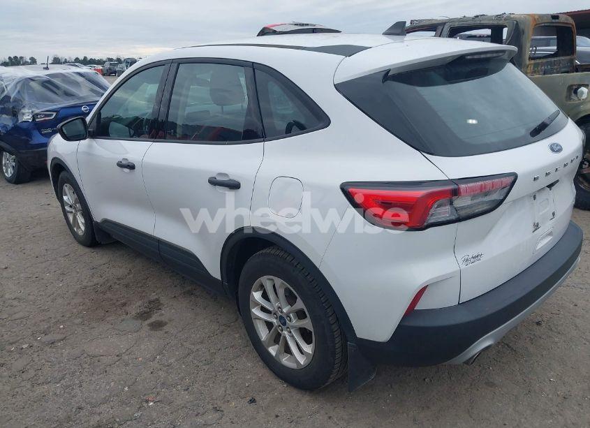 Photo 3 of 2020 Ford Escape S (VIN 1FMCU0F62LUB96397)