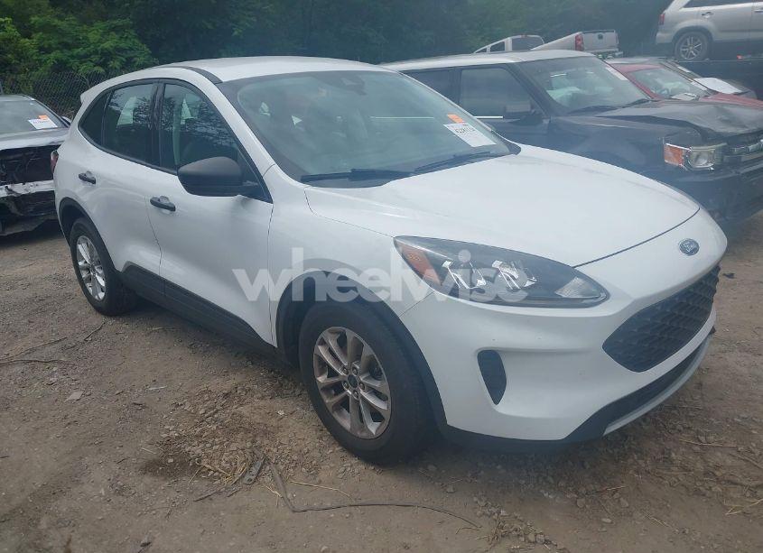 2021 Ford Escape S (VIN 1FMCU0F62MUA77668) main photo