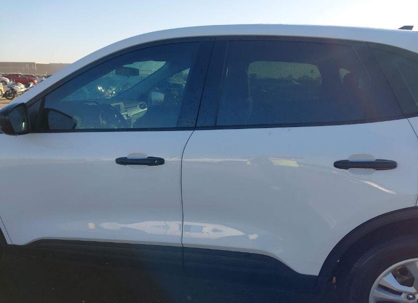 Photo 10 of 2022 Ford Escape S (VIN 1FMCU0F62NUA33686)