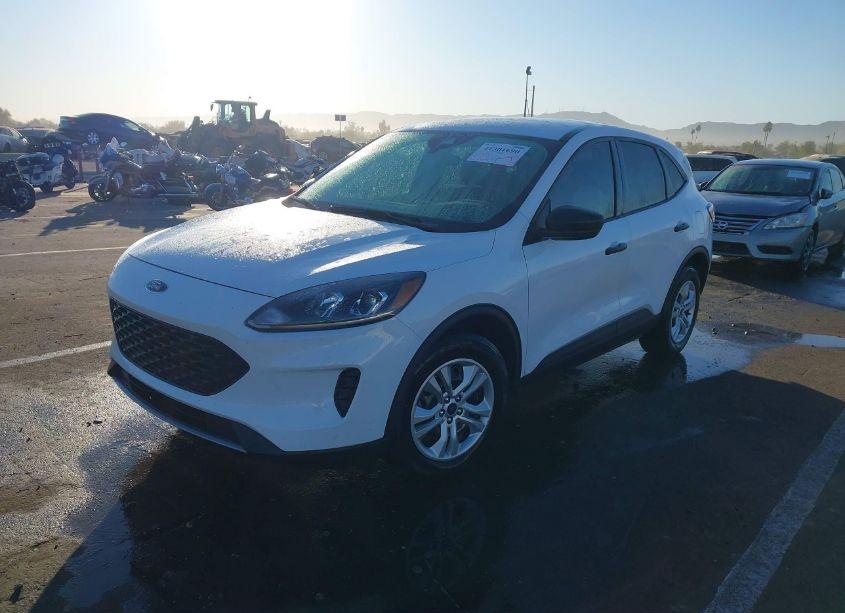 Photo 14 of 2022 Ford Escape S (VIN 1FMCU0F62NUA33686)