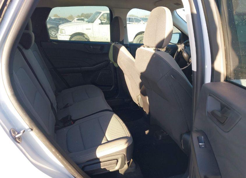 Photo 4 of 2022 Ford Escape S (VIN 1FMCU0F62NUA33686)
