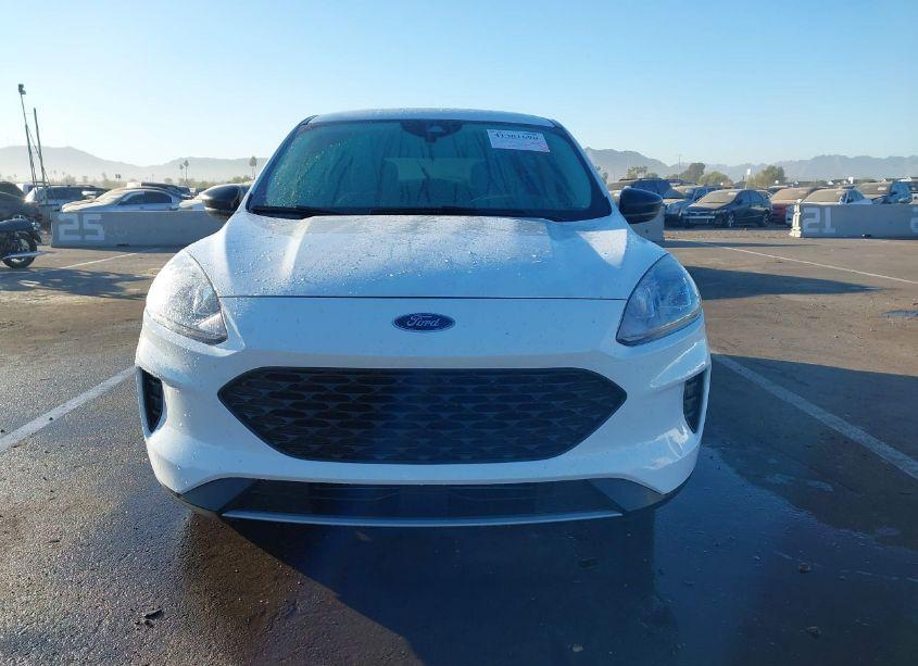 Photo 8 of 2022 Ford Escape S (VIN 1FMCU0F62NUA33686)