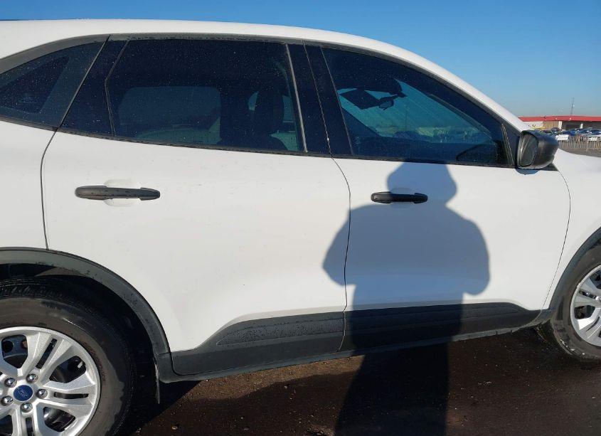 Photo 9 of 2022 Ford Escape S (VIN 1FMCU0F62NUA33686)