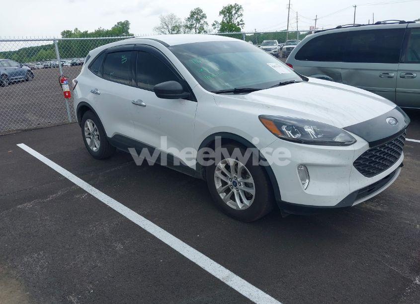 2020 Ford Escape S (VIN 1FMCU0F63LUB95145) main photo