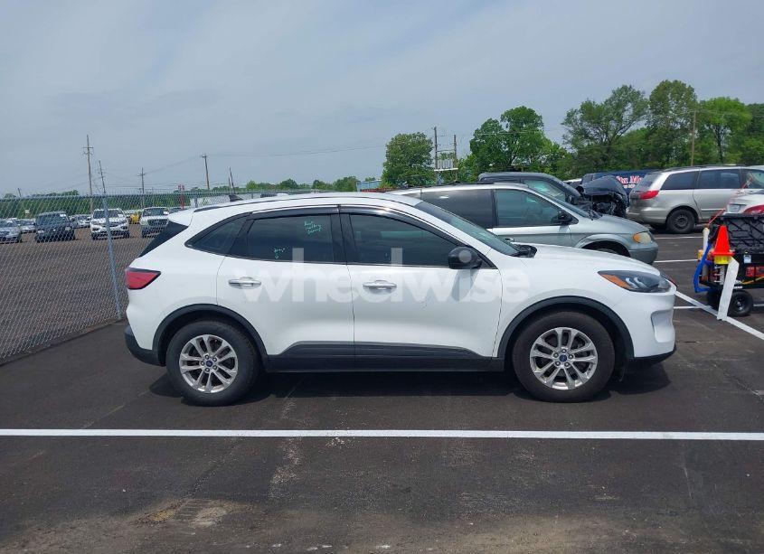 Photo 13 of 2020 Ford Escape S (VIN 1FMCU0F63LUB95145)