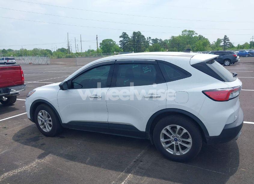 Photo 14 of 2020 Ford Escape S (VIN 1FMCU0F63LUB95145)