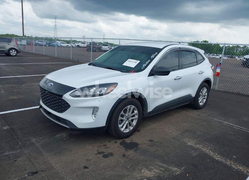 Photo 2 of 2020 Ford Escape S (VIN 1FMCU0F63LUB95145)