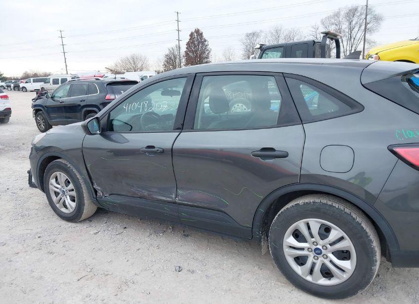 Photo 14 of 2020 Ford Escape S (VIN 1FMCU0F63LUC25356)