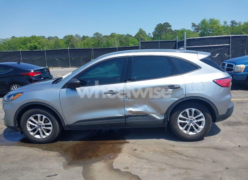 Photo 14 of 2021 Ford Escape S (VIN 1FMCU0F63MUA50558)