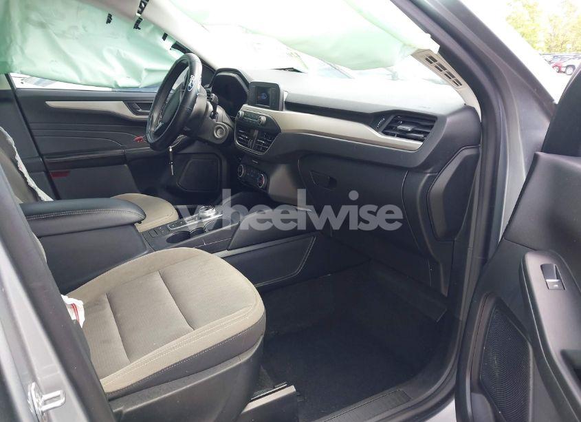 Photo 5 of 2021 Ford Escape S (VIN 1FMCU0F63MUA50558)