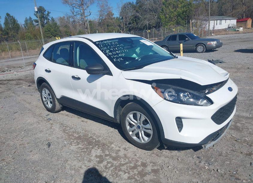 2021 Ford Escape S (VIN 1FMCU0F63MUB20771) main photo