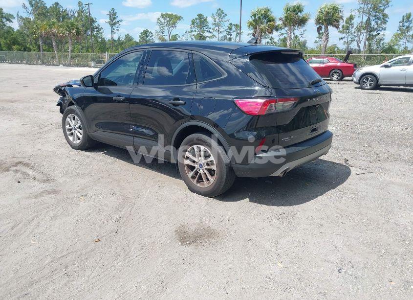 Photo 3 of 2022 Ford Escape S (VIN 1FMCU0F63NUB70636)