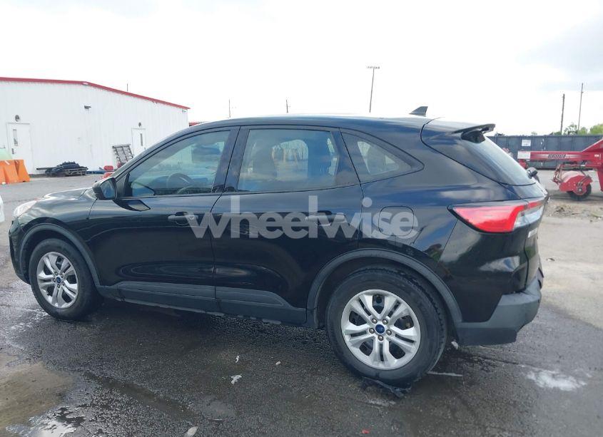 Photo 14 of 2020 Ford Escape S (VIN 1FMCU0F64LUB57570)