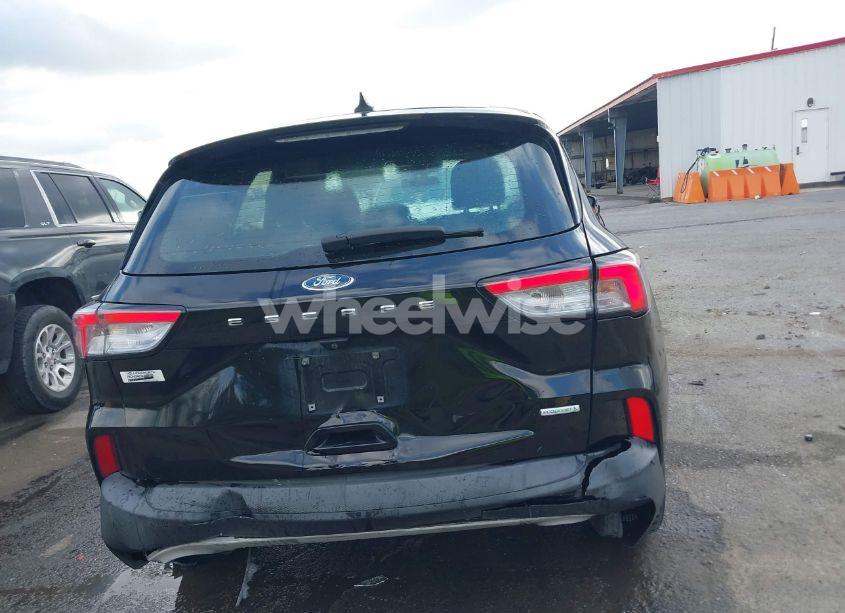 Photo 16 of 2020 Ford Escape S (VIN 1FMCU0F64LUB57570)