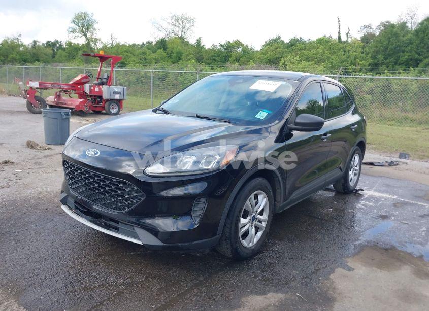 Photo 2 of 2020 Ford Escape S (VIN 1FMCU0F64LUB57570)
