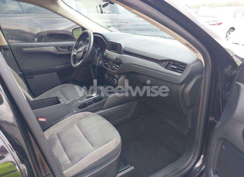 Photo 5 of 2020 Ford Escape S (VIN 1FMCU0F64LUB57570)