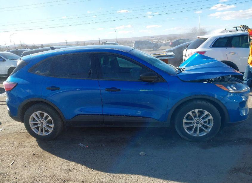 Photo 13 of 2020 Ford Escape S (VIN 1FMCU0F64LUC72816)