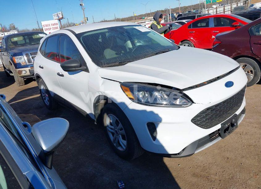 2021 Ford Escape S (VIN 1FMCU0F64MUA53114) main photo