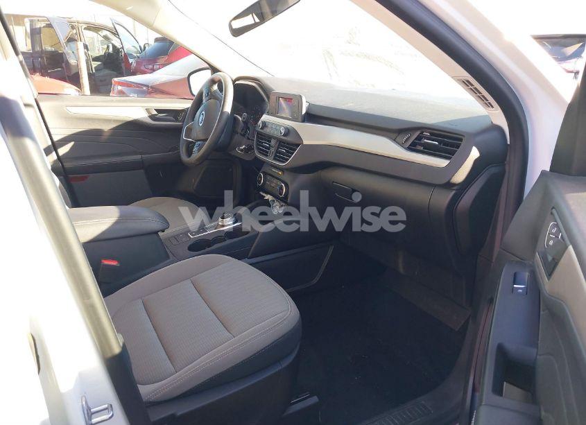 Photo 5 of 2021 Ford Escape S (VIN 1FMCU0F64MUA53114)