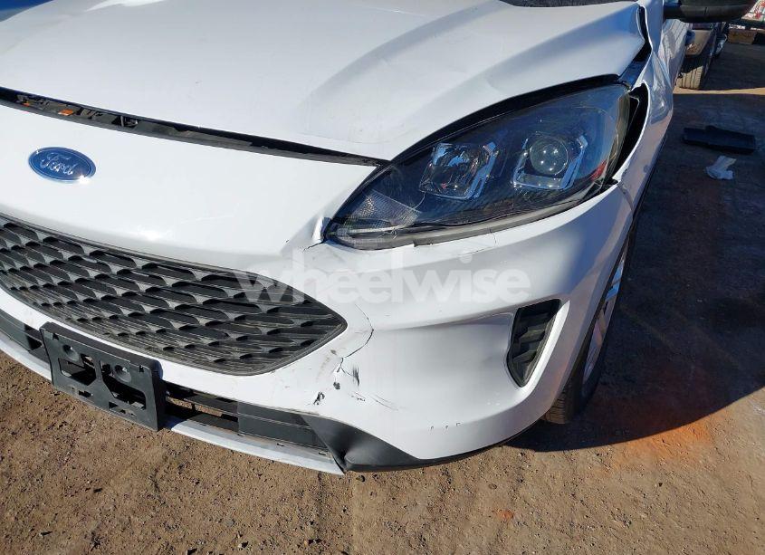 Photo 6 of 2021 Ford Escape S (VIN 1FMCU0F64MUA53114)