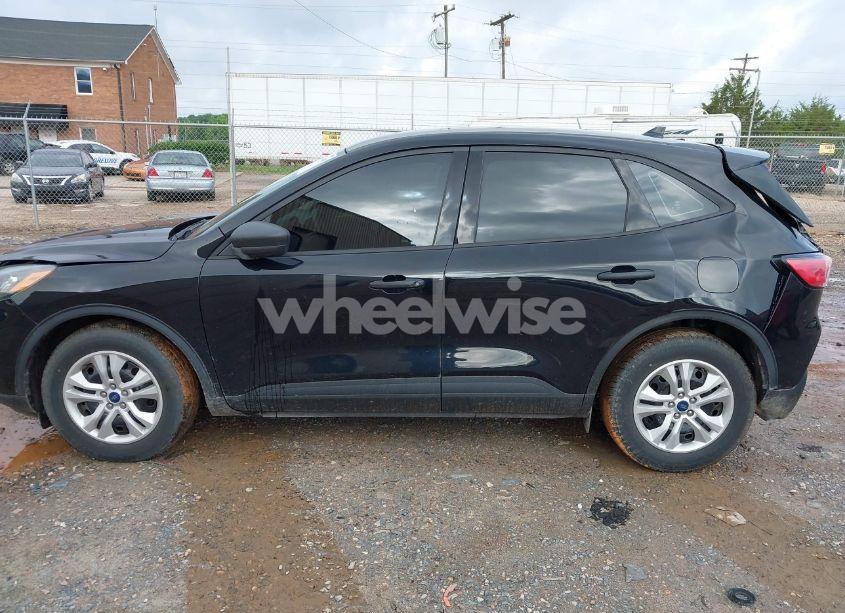 Photo 14 of 2020 Ford Escape S (VIN 1FMCU0F65LUA21111)