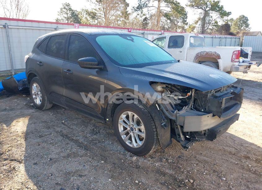 2020 Ford Escape S (VIN 1FMCU0F65LUB65841) main photo