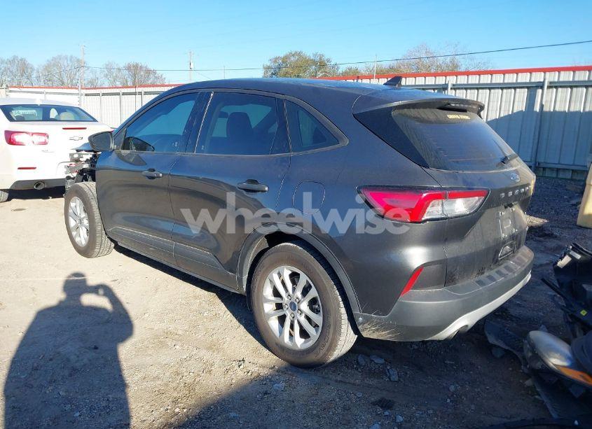 Photo 3 of 2020 Ford Escape S (VIN 1FMCU0F65LUB65841)