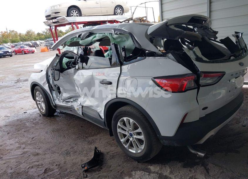 Photo 3 of 2020 Ford Escape S (VIN 1FMCU0F65LUC21633)