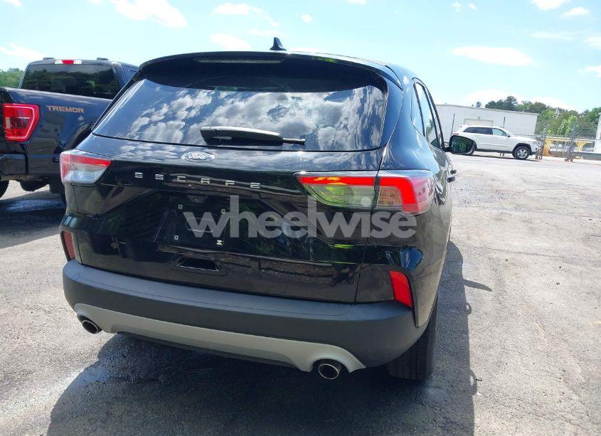 Photo 16 of 2021 Ford Escape S (VIN 1FMCU0F65MUA22969)