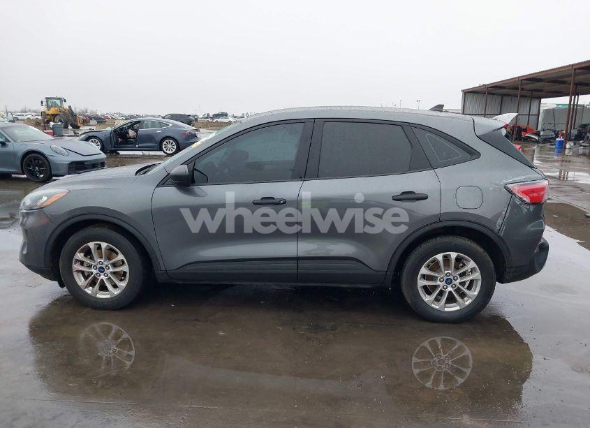 Photo 14 of 2021 Ford Escape S (VIN 1FMCU0F65MUA25659)