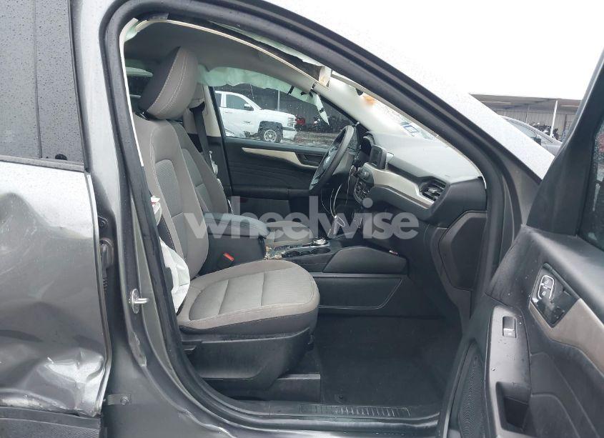 Photo 5 of 2021 Ford Escape S (VIN 1FMCU0F65MUA25659)