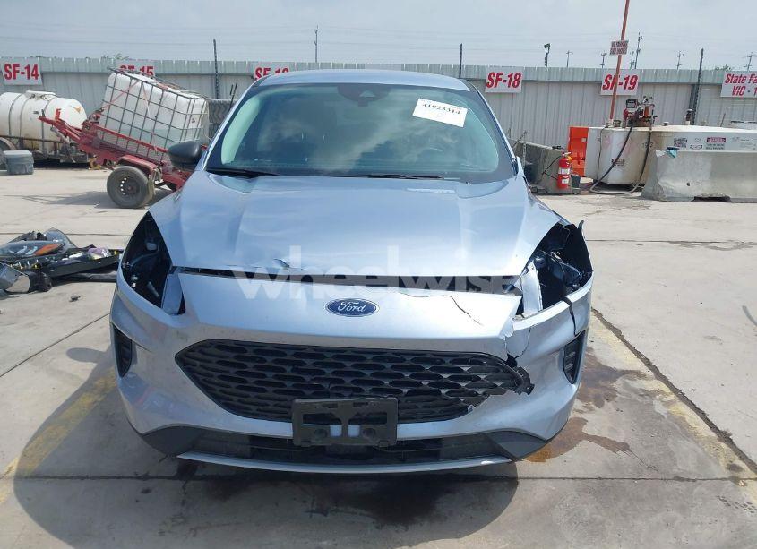 Photo 13 of 2022 Ford Escape S (VIN 1FMCU0F65NUB51943)