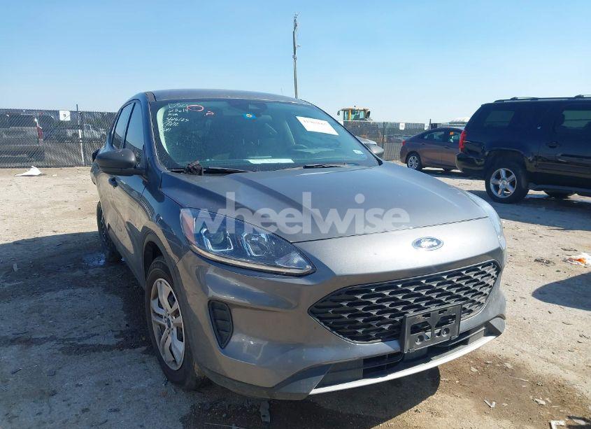 2022 Ford Escape S (VIN 1FMCU0F66NUA05518) main photo