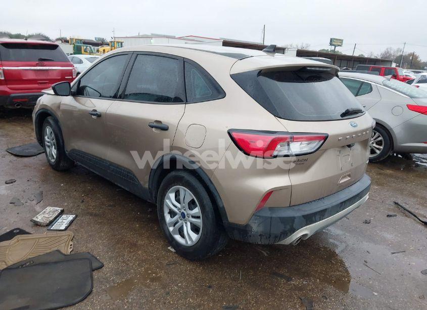 Photo 3 of 2020 Ford Escape S (VIN 1FMCU0F67LUA31848)