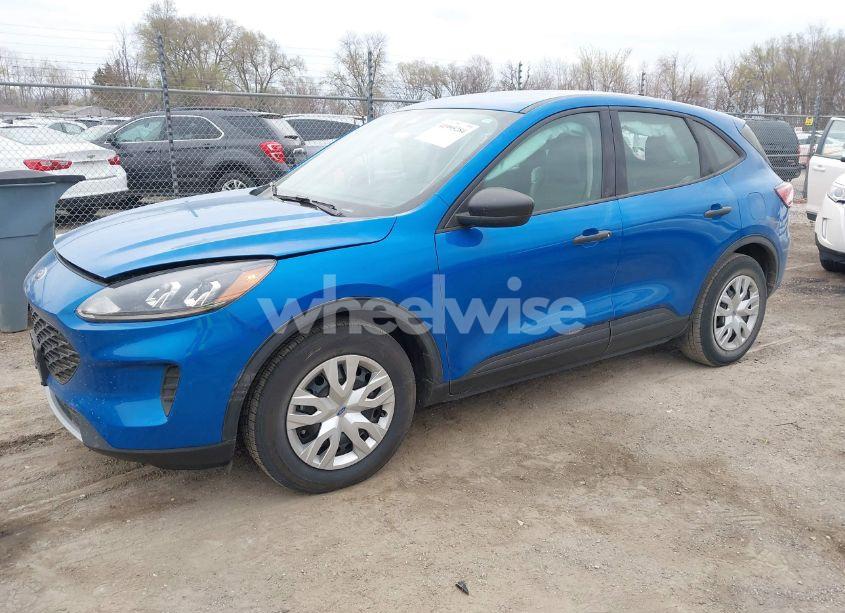 Photo 2 of 2020 Ford Escape S (VIN 1FMCU0F67LUB98498)