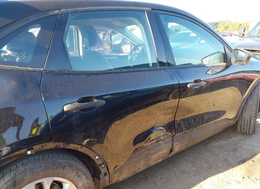 Photo 14 of 2022 Ford Escape S (VIN 1FMCU0F67NUB37901)