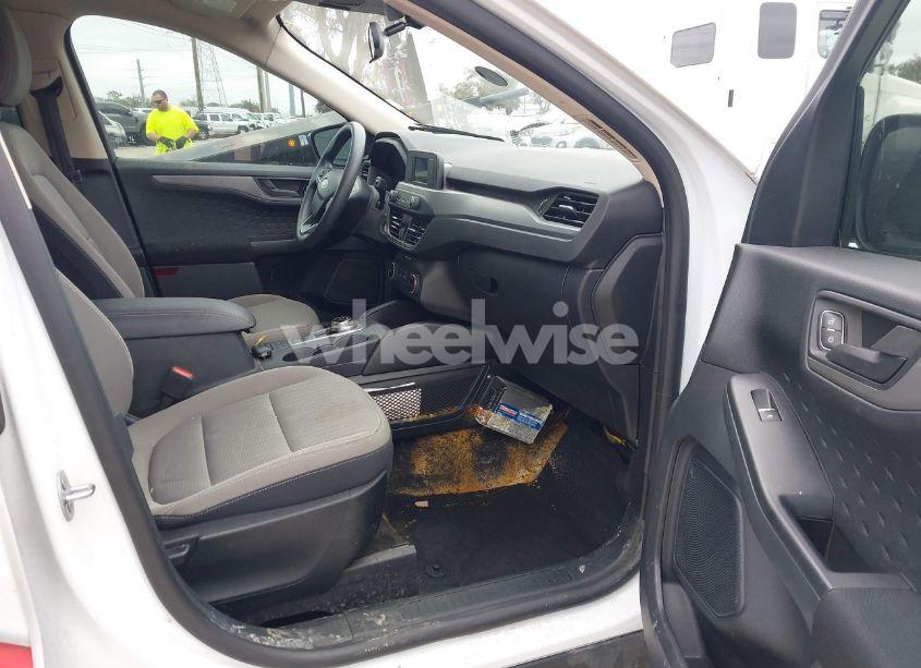 Photo 5 of 2020 Ford Escape S (VIN 1FMCU0F68LUB58513)